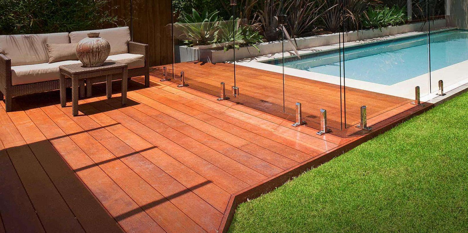 DECKING